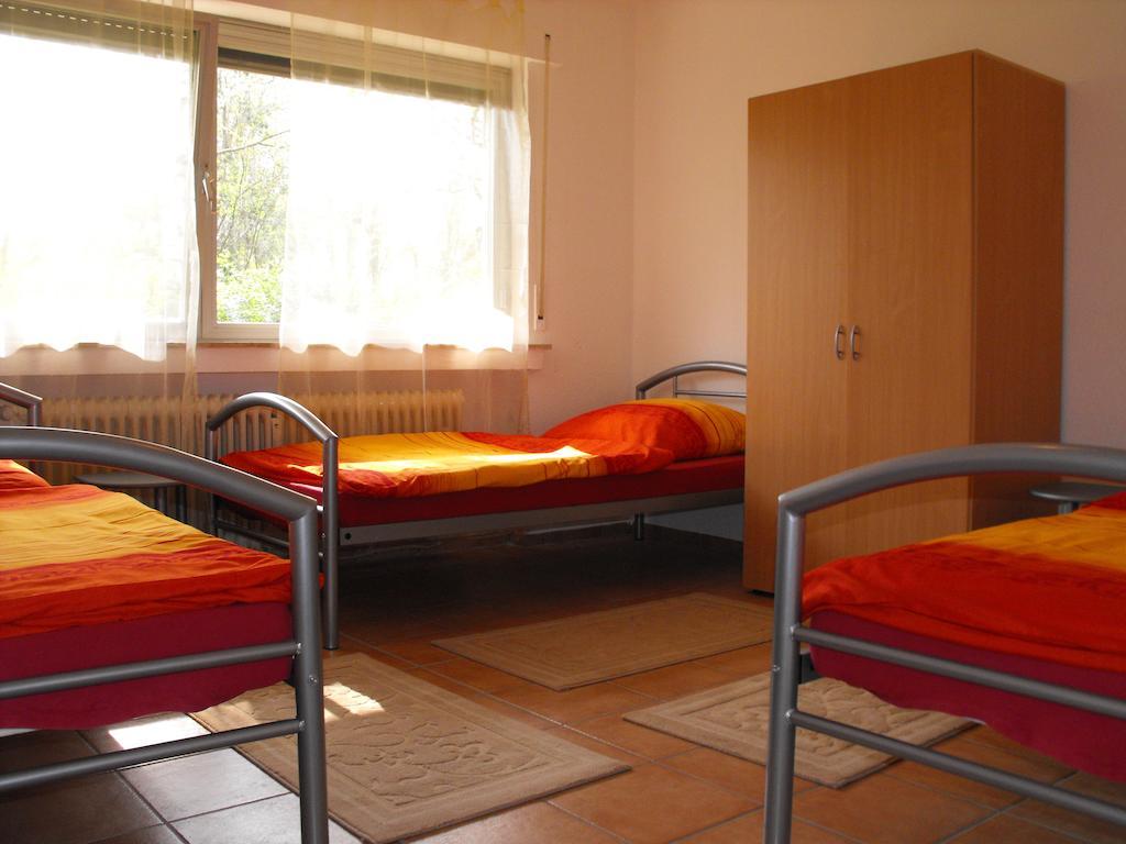 Ferienwohnung Goman Bergheim  Zimmer foto